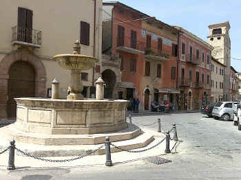 Deruta polygonal fountain